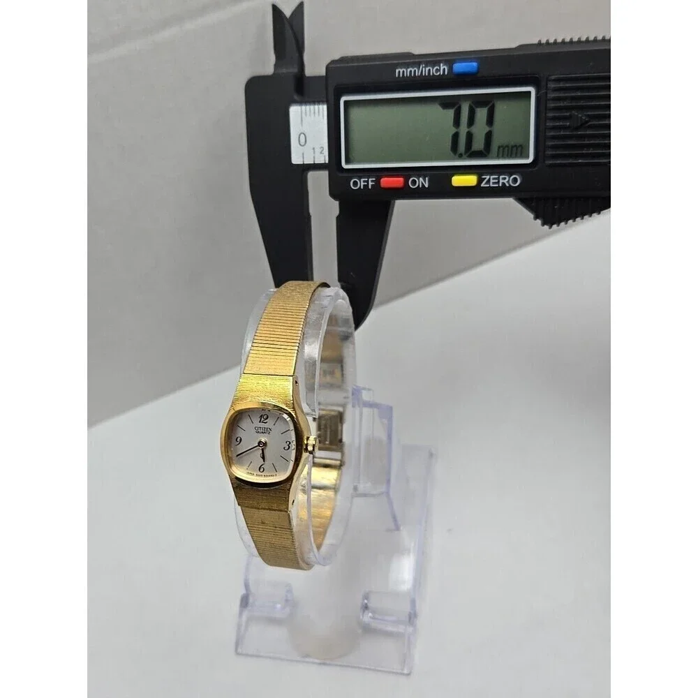 Womens Citizen Quartz Gold Toned Watch Classic Cushion New Battery Vintage Era